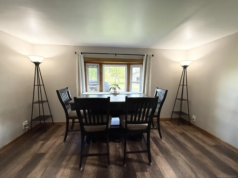 1451 Loree Road Bridgehampton Township, MI 48419