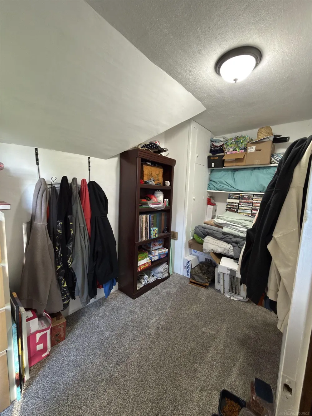 1451 Loree Road Bridgehampton Township, MI 48419