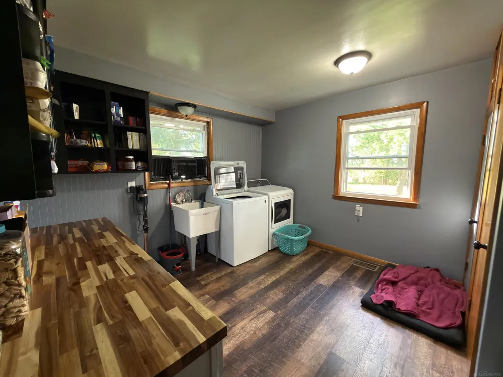 1451 Loree Road Bridgehampton Township, MI 48419