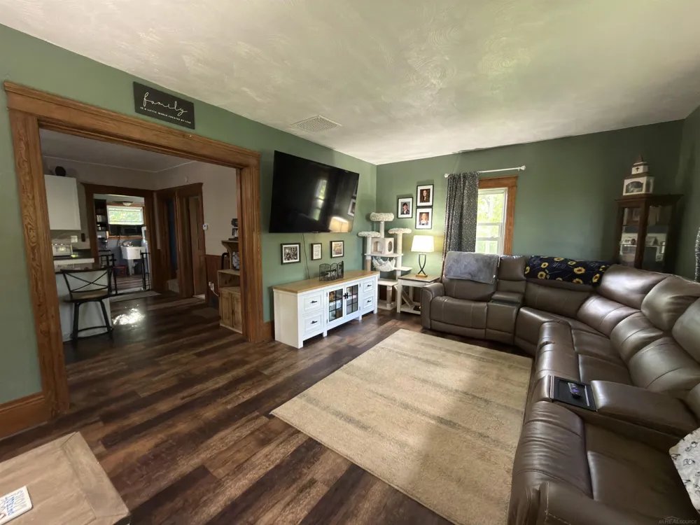 1451 Loree Road Bridgehampton Township, MI 48419