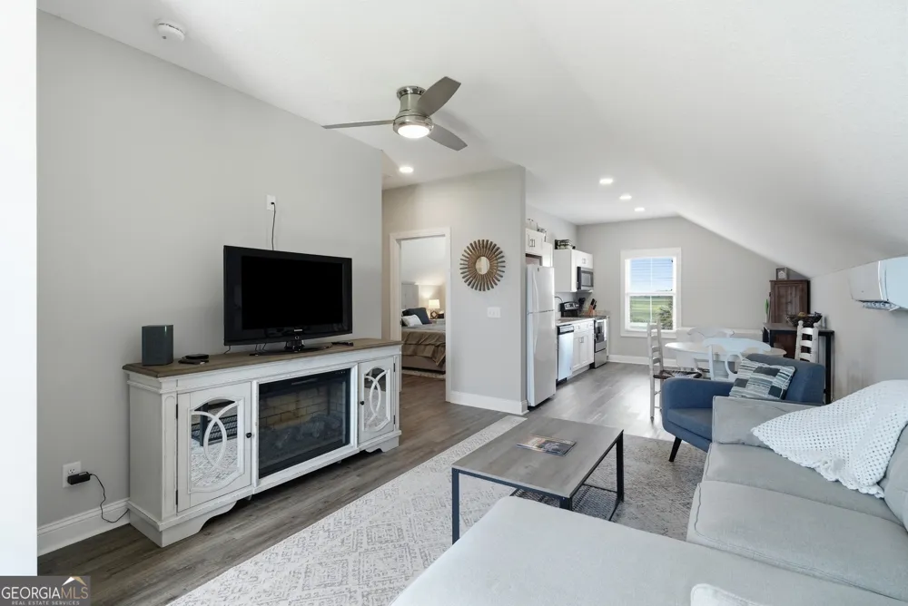 102 Talahi Island LN Brunswick, GA 31520