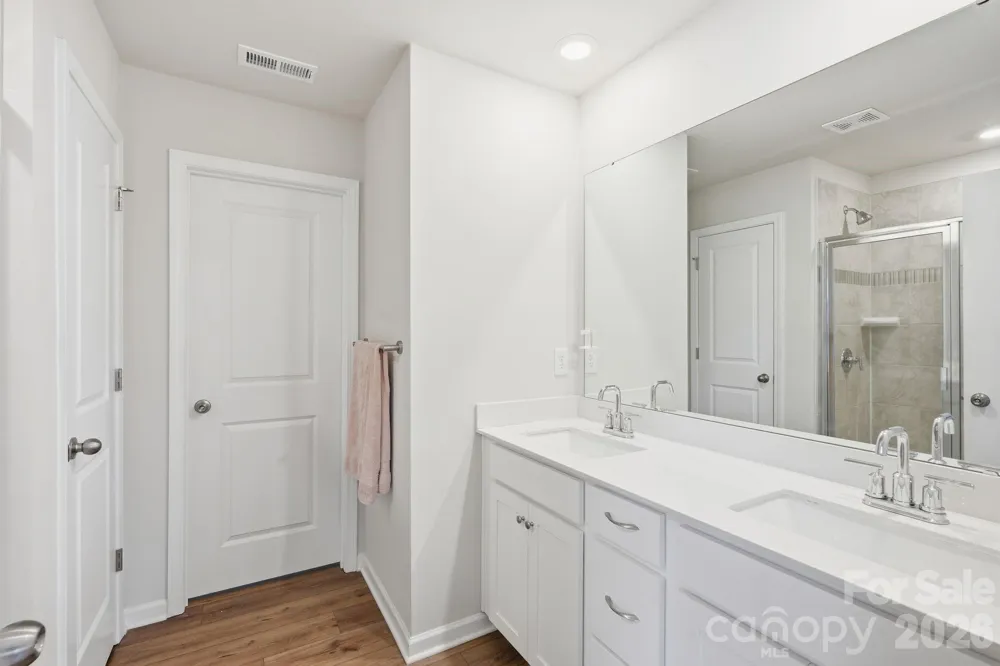 9830 Old Garden Circle Gastonia, NC 28056