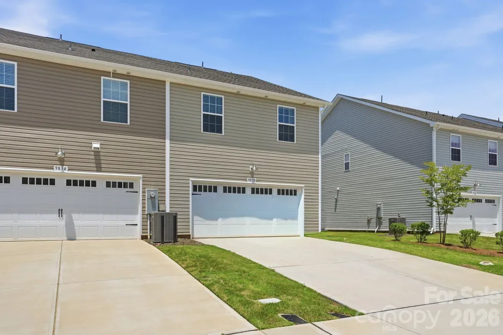 9830 Old Garden Circle Gastonia, NC 28056