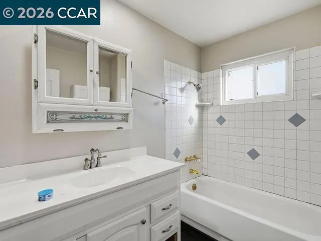 200 Tanganyka Ct Antioch, CA 94509