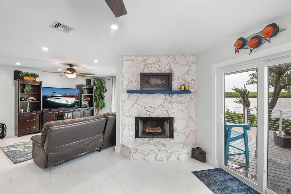 2408 Harbour Cove Drive Fort Pierce, FL 34949