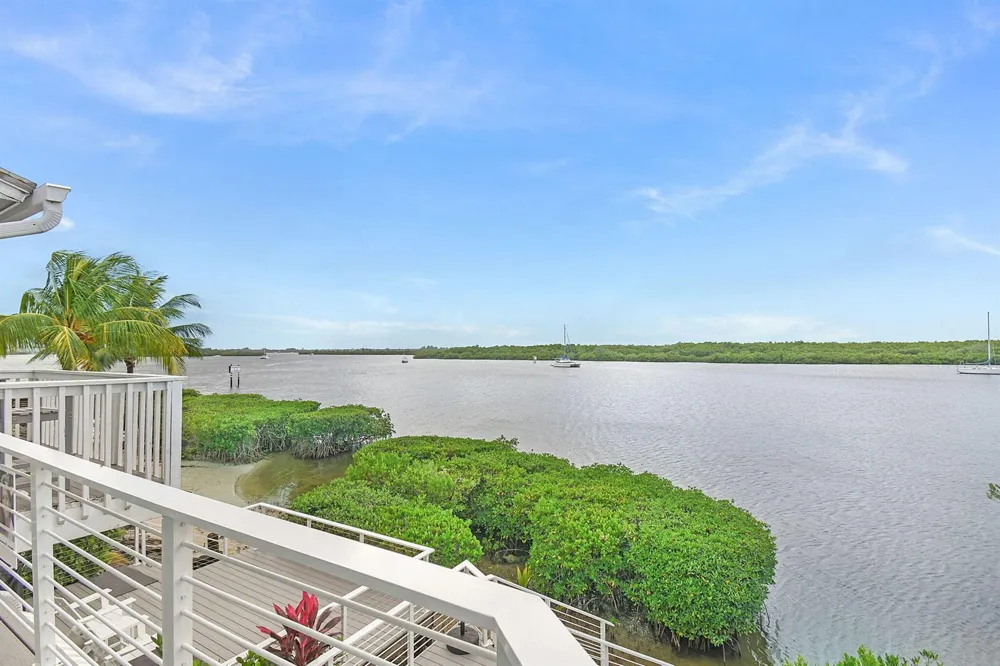 2408 Harbour Cove Drive Fort Pierce, FL 34949