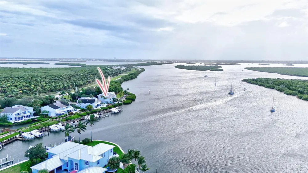 2408 Harbour Cove Drive Fort Pierce, FL 34949