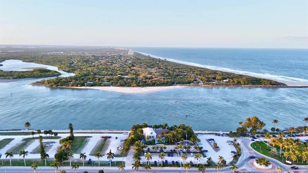 2408 Harbour Cove Drive Fort Pierce, FL 34949