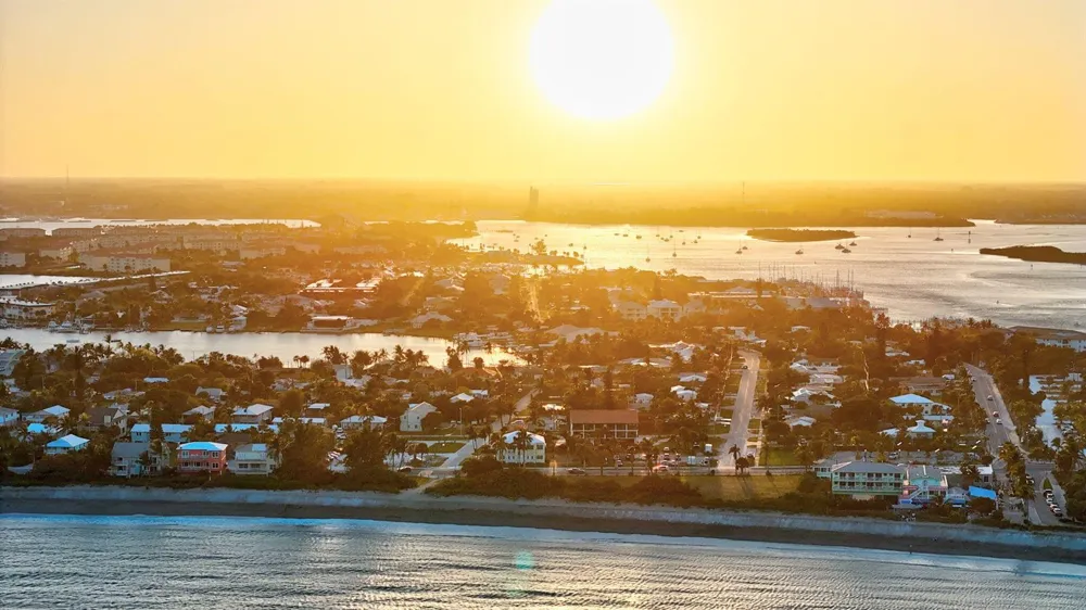 2408 Harbour Cove Drive Fort Pierce, FL 34949