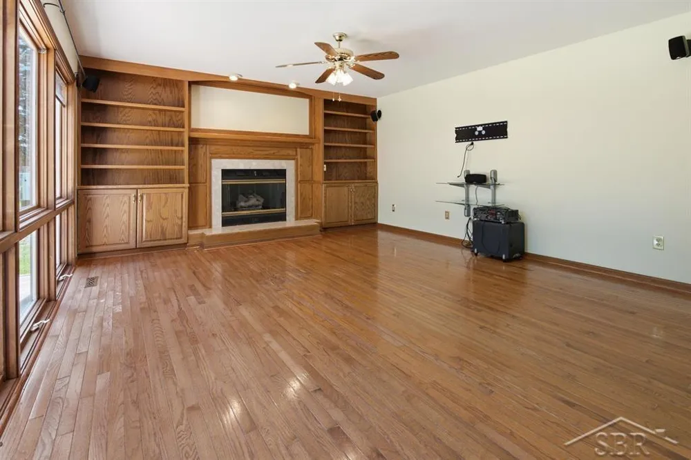 4708 Trail Wood Circle Midland City, MI 48642