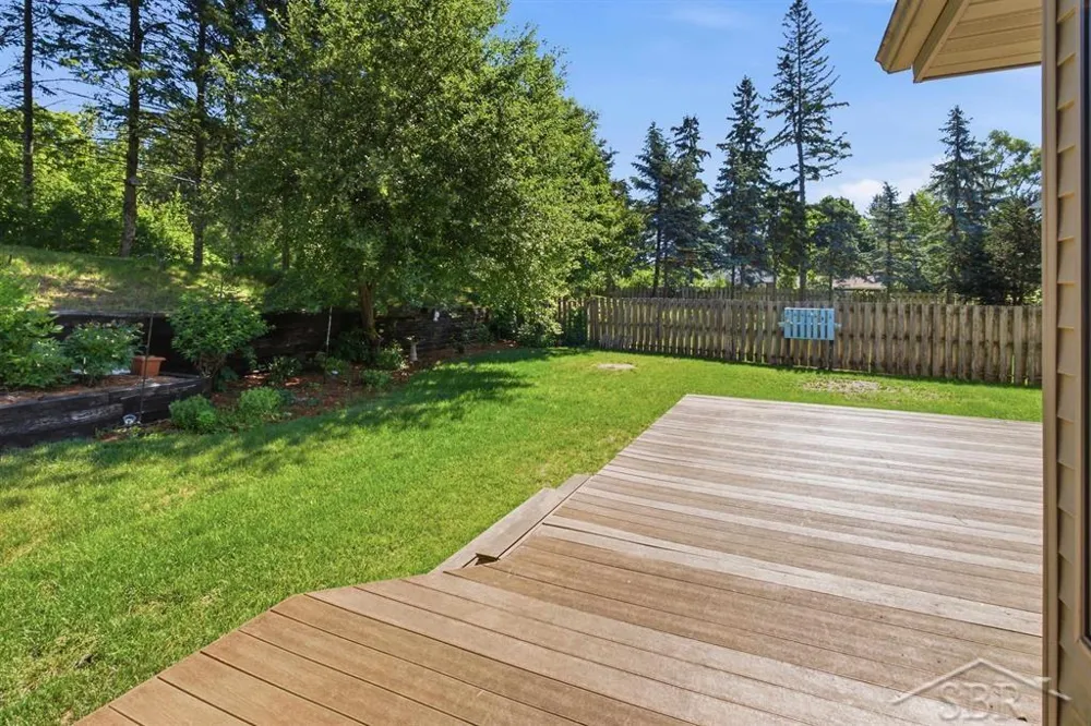 4708 Trail Wood Circle Midland City, MI 48642