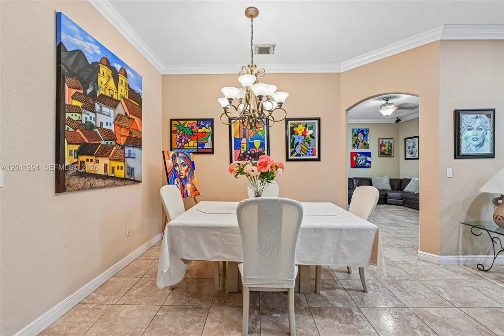 21401 SW 187th Ave Miami, FL 33187
