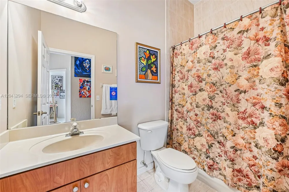 21401 SW 187th Ave Miami, FL 33187