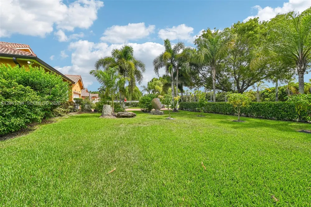 21401 SW 187th Ave Miami, FL 33187