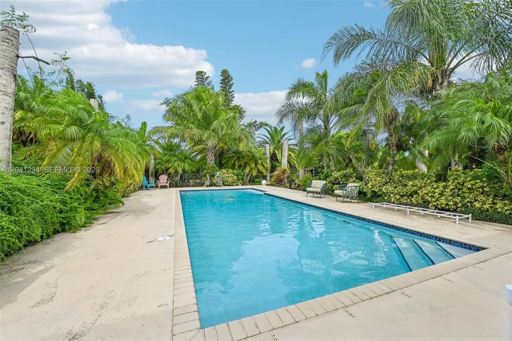 21401 SW 187th Ave Miami, FL 33187