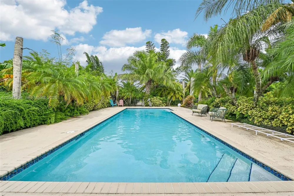 21401 SW 187th Ave Miami, FL 33187