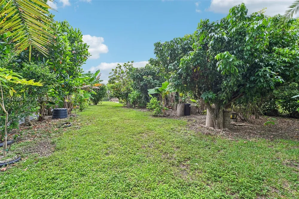 21401 SW 187th Ave Miami, FL 33187