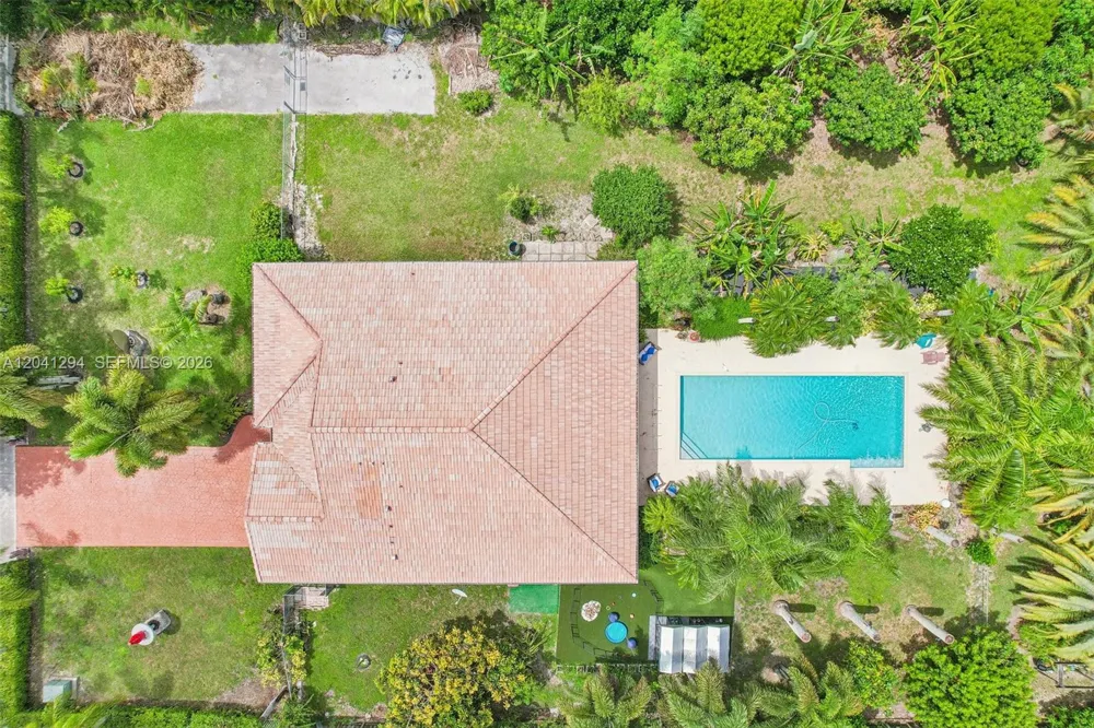 21401 SW 187th Ave Miami, FL 33187