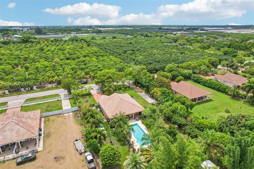 21401 SW 187th Ave Miami, FL 33187