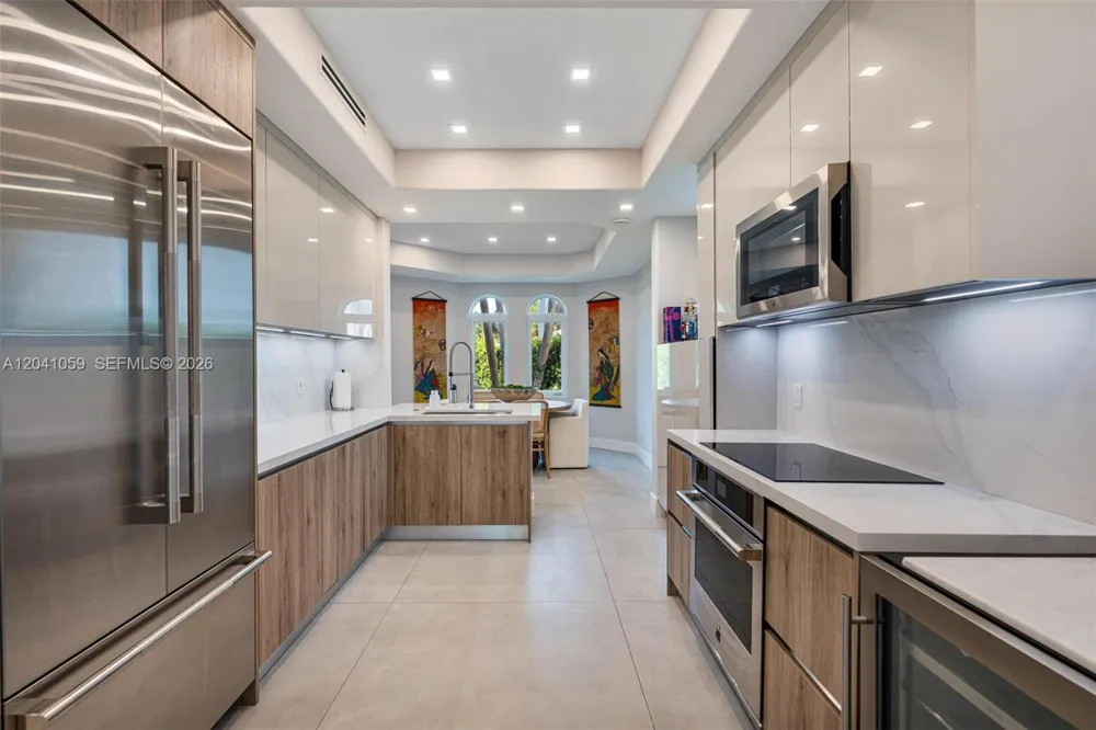 20940 NE 31st Pl Aventura, FL 33180