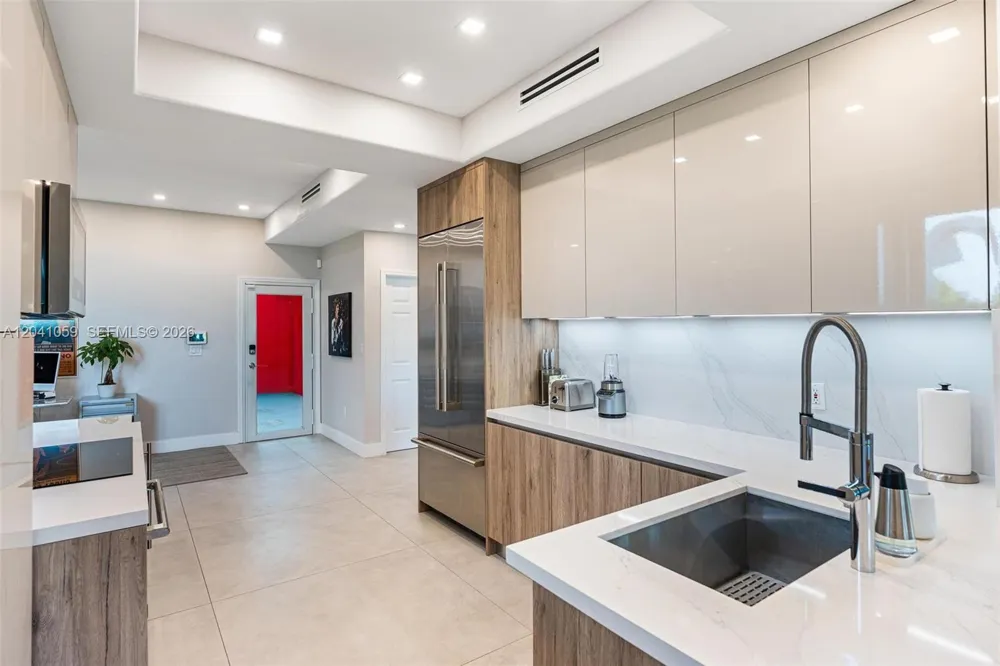 20940 NE 31st Pl Aventura, FL 33180