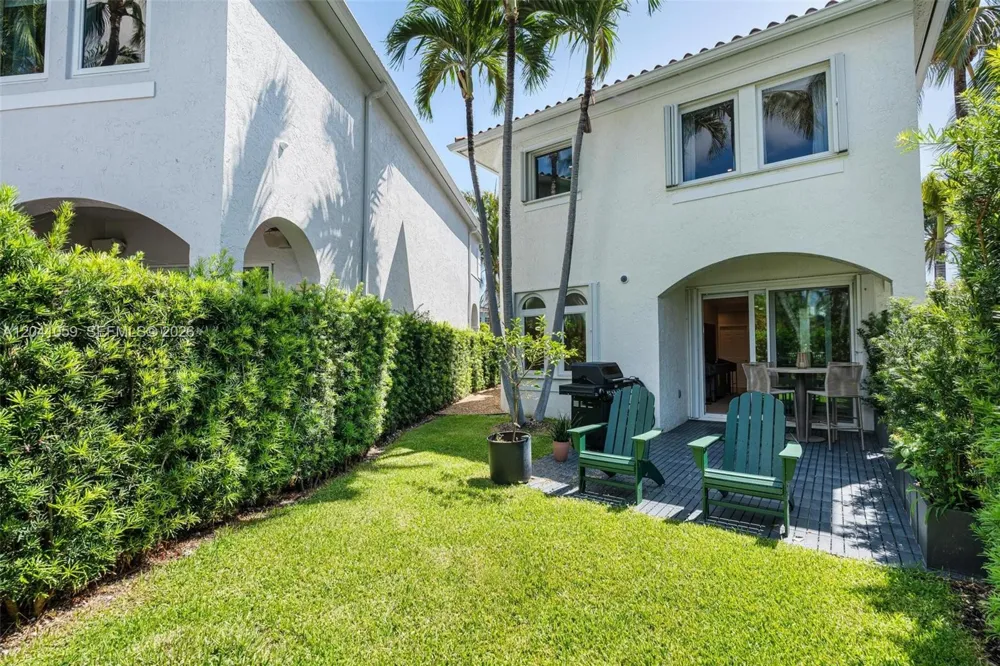 20940 NE 31st Pl Aventura, FL 33180