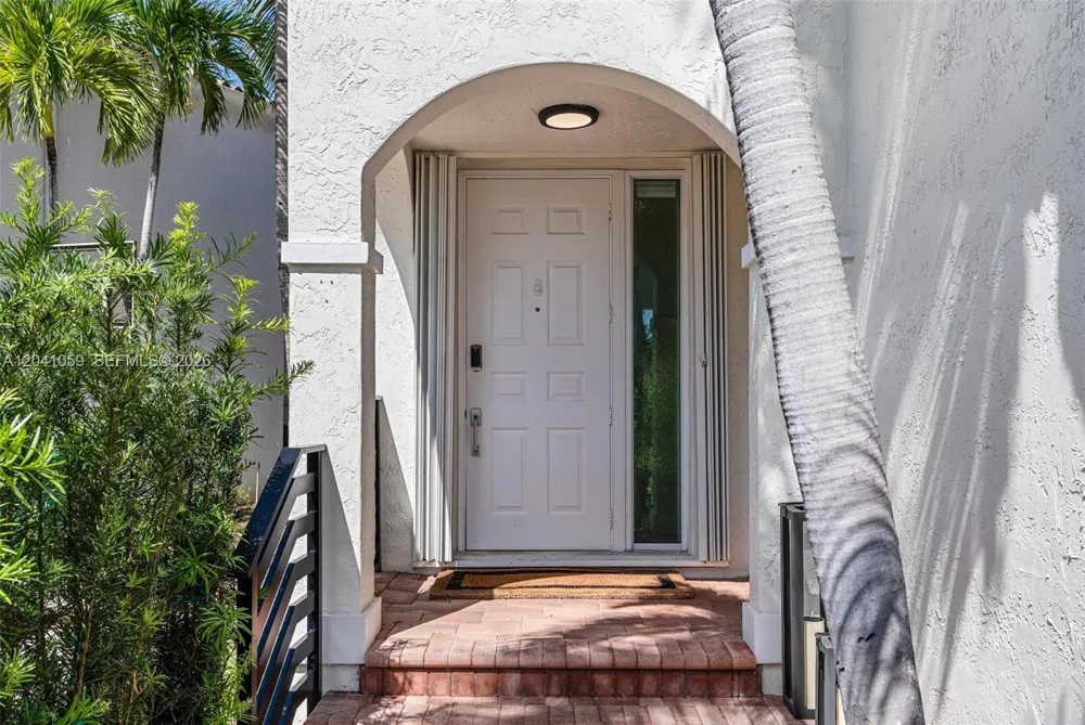 20940 NE 31st Pl Aventura, FL 33180