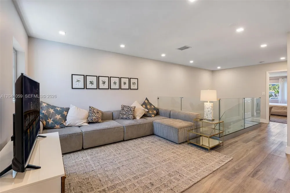 20940 NE 31st Pl Aventura, FL 33180