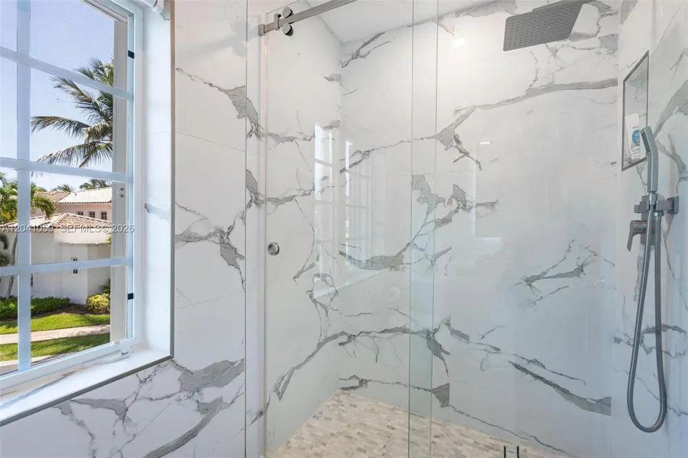 20940 NE 31st Pl Aventura, FL 33180