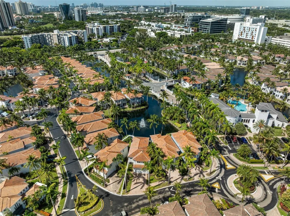 20940 NE 31st Pl Aventura, FL 33180