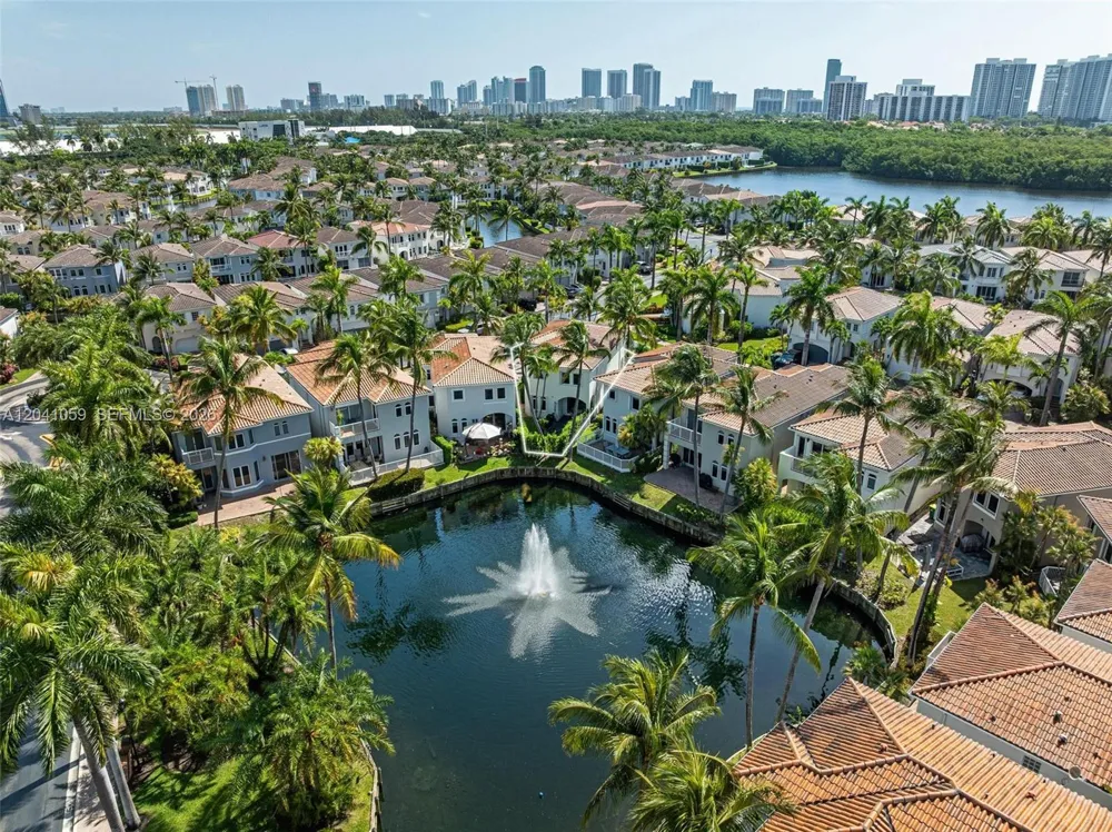 20940 NE 31st Pl Aventura, FL 33180