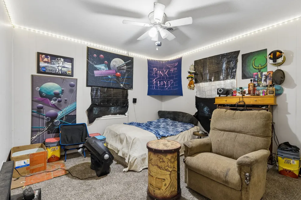 7705 Navajo Trail Lake Worth, TX 76135