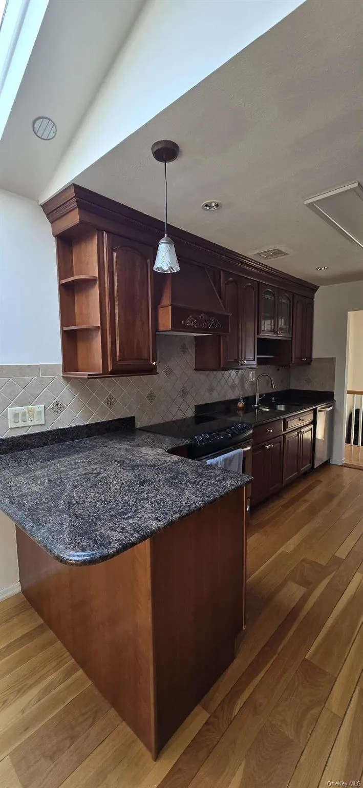 374 Vermont Avenue Oceanside, NY 11572