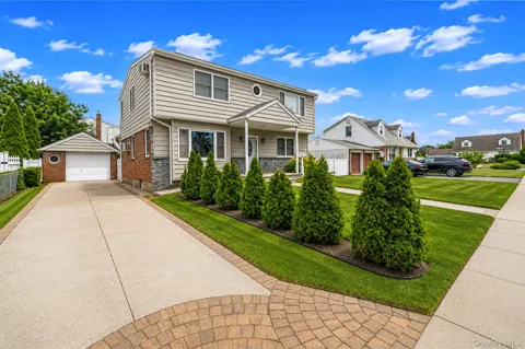 67 Douglas Drive