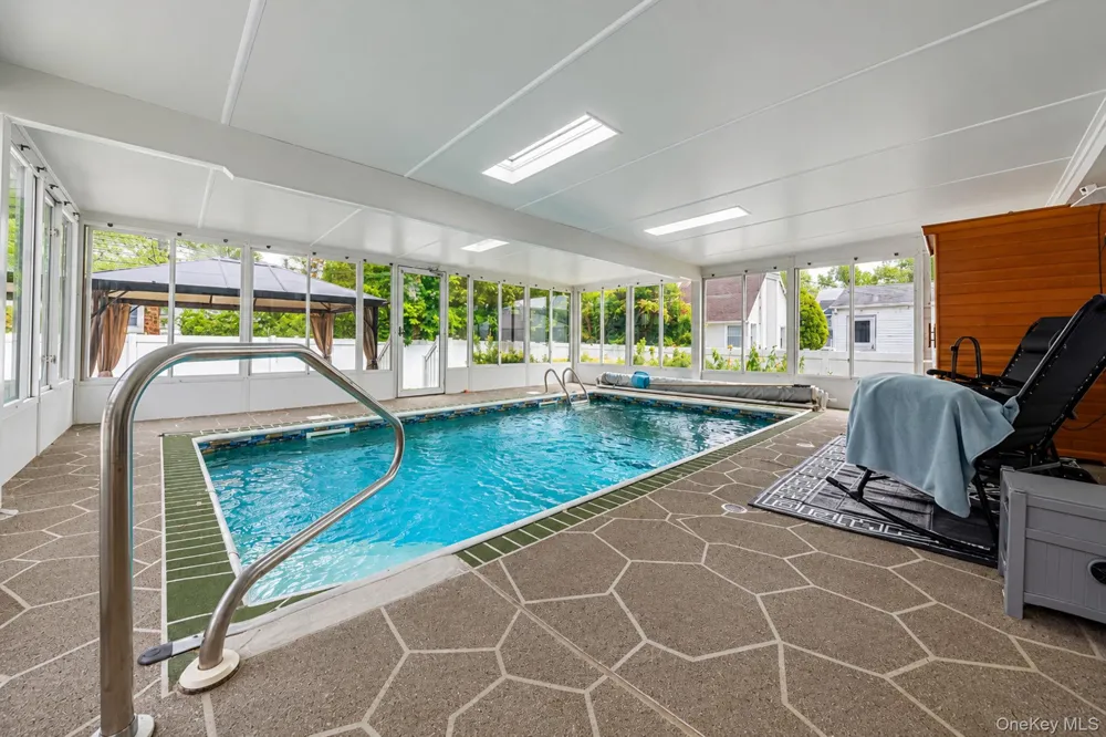 67 Douglas Drive East Meadow, NY 11554