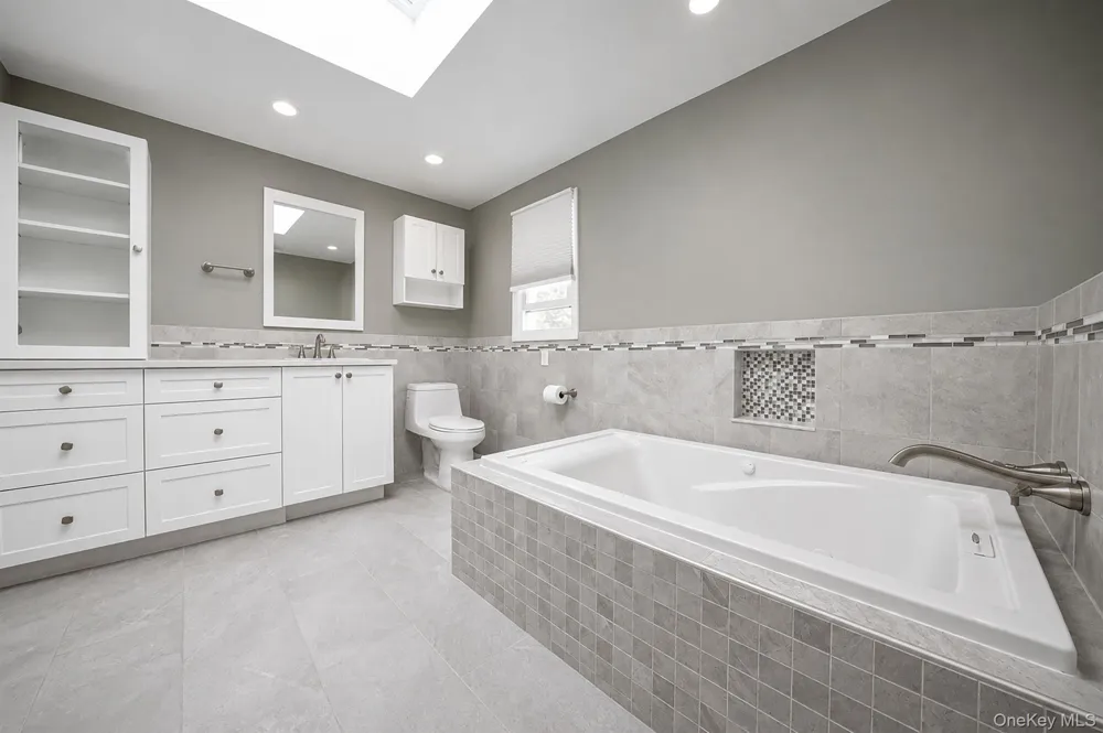 67 Douglas Drive East Meadow, NY 11554