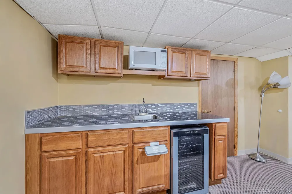 67 Douglas Drive East Meadow, NY 11554