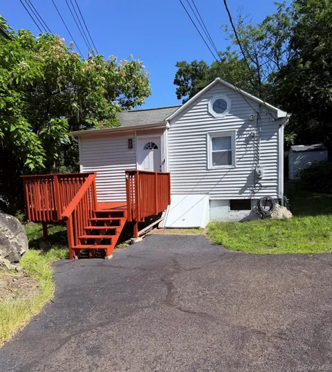 18 Orange Avenue