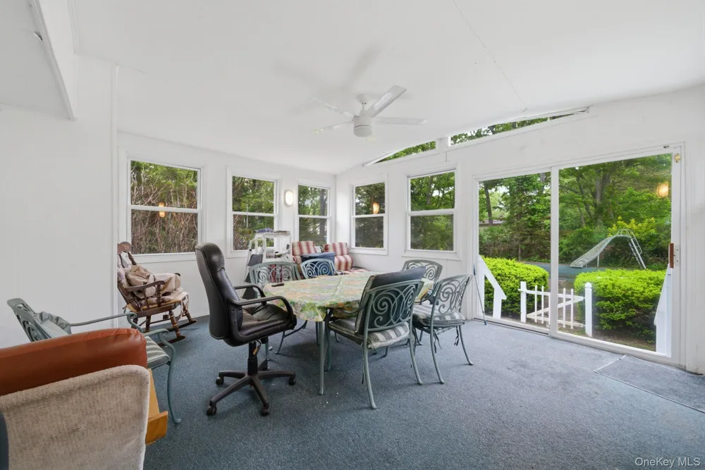 16 Lodge Lane East Setauket, NY 11733