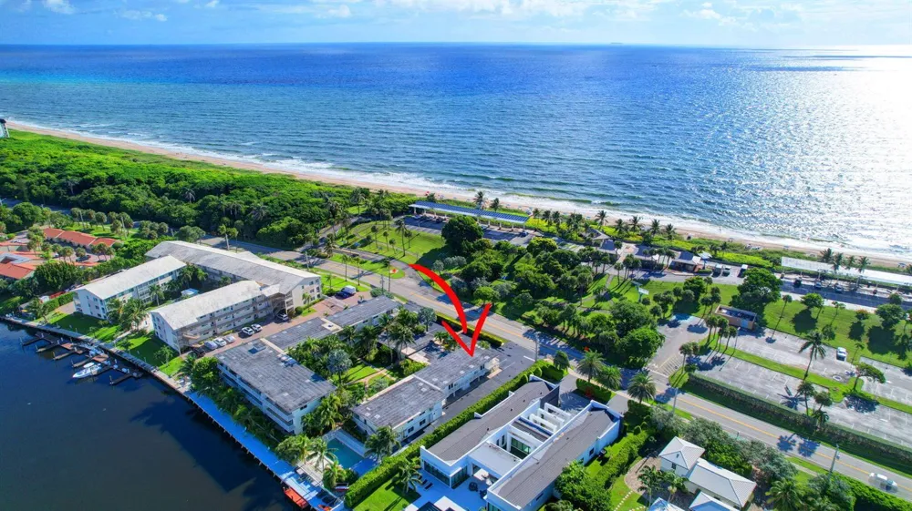 6520 Ocean Boulevard #30 Ocean Ridge, FL 33435