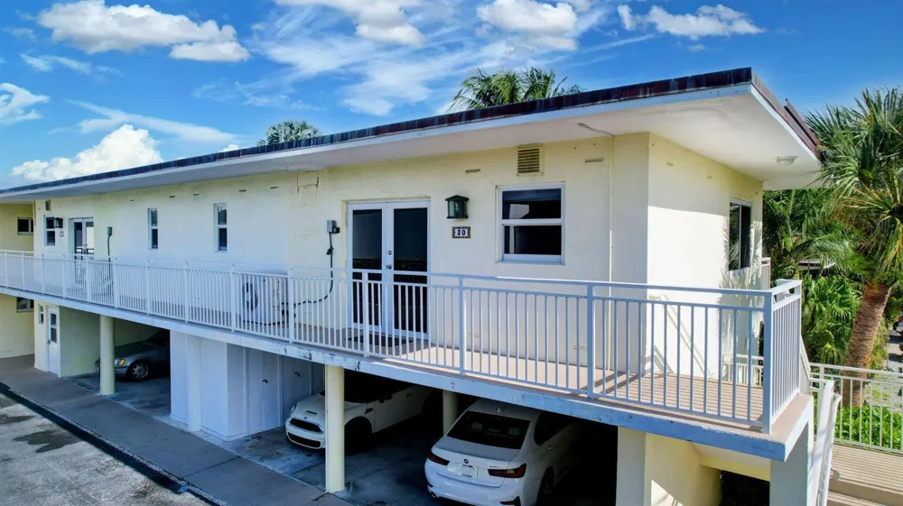 6520 Ocean Boulevard #30 Ocean Ridge, FL 33435