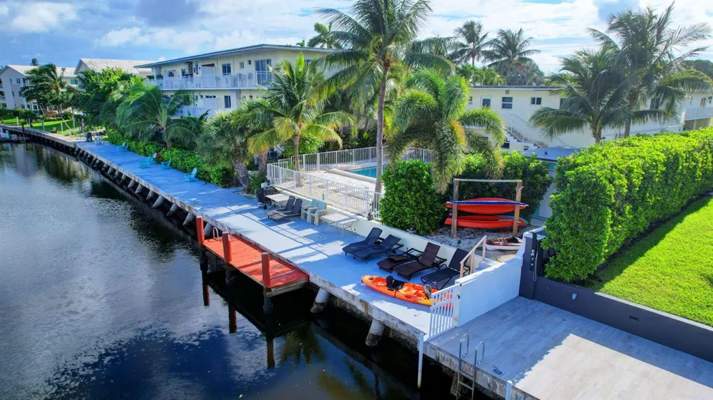6520 Ocean Boulevard #30 Ocean Ridge, FL 33435
