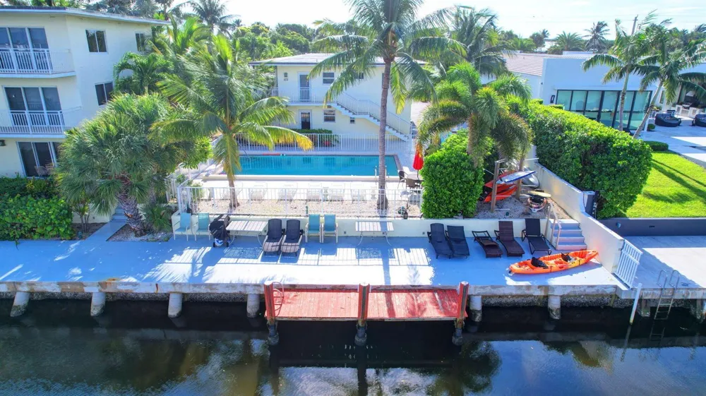 6520 Ocean Boulevard #30 Ocean Ridge, FL 33435