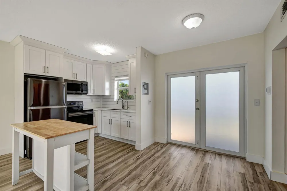 6520 Ocean Boulevard #30 Ocean Ridge, FL 33435
