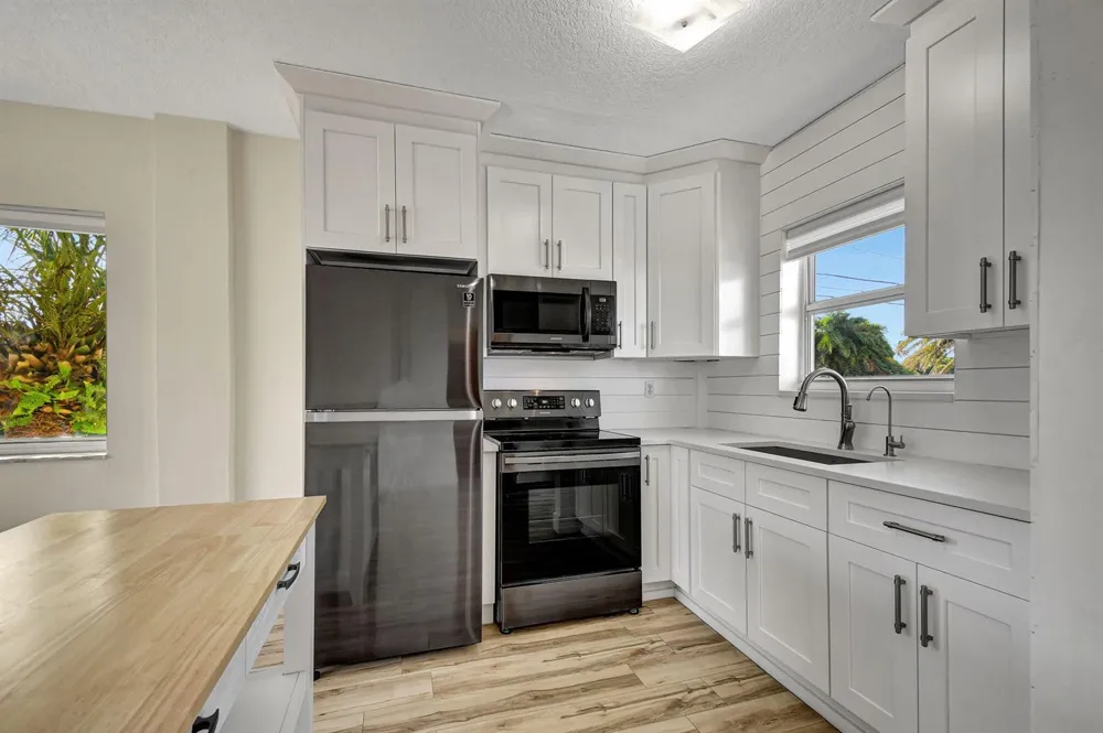 6520 Ocean Boulevard #30 Ocean Ridge, FL 33435