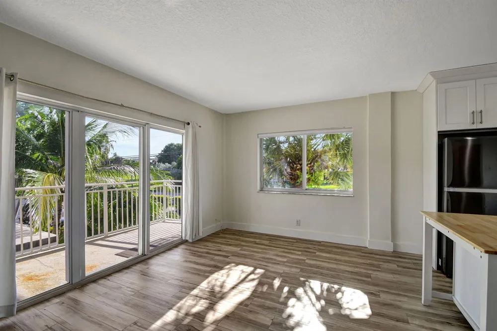 6520 Ocean Boulevard #30 Ocean Ridge, FL 33435