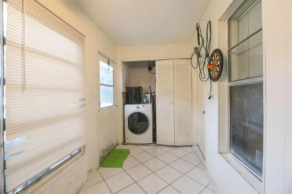 3777 NW 78th Avenue NW #10D Hollywood, FL 33024