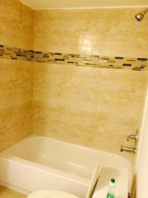 3777 NW 78th Avenue NW #10D Hollywood, FL 33024
