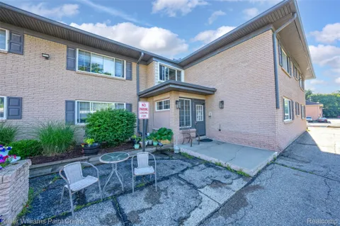 2309 Walton Boulevard #36