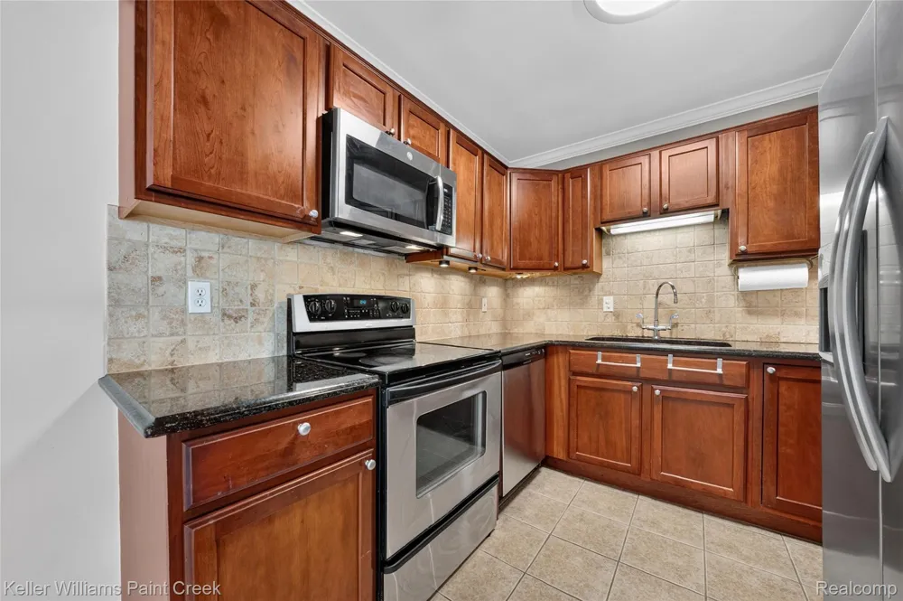 2309 Walton Boulevard #36 Rochester Hills City, MI 48309